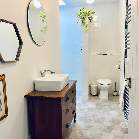 Lägenhet Harbour View Retreat Cro Na Mbo Midleton